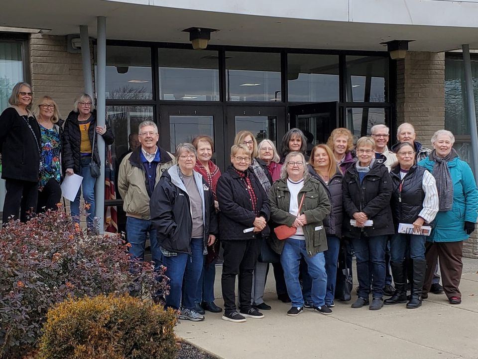 Fremont Ross Class of 1969 members in front of the old Ross High School building