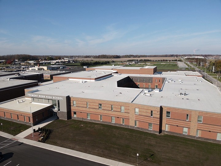 Fremont Ross High School building photo